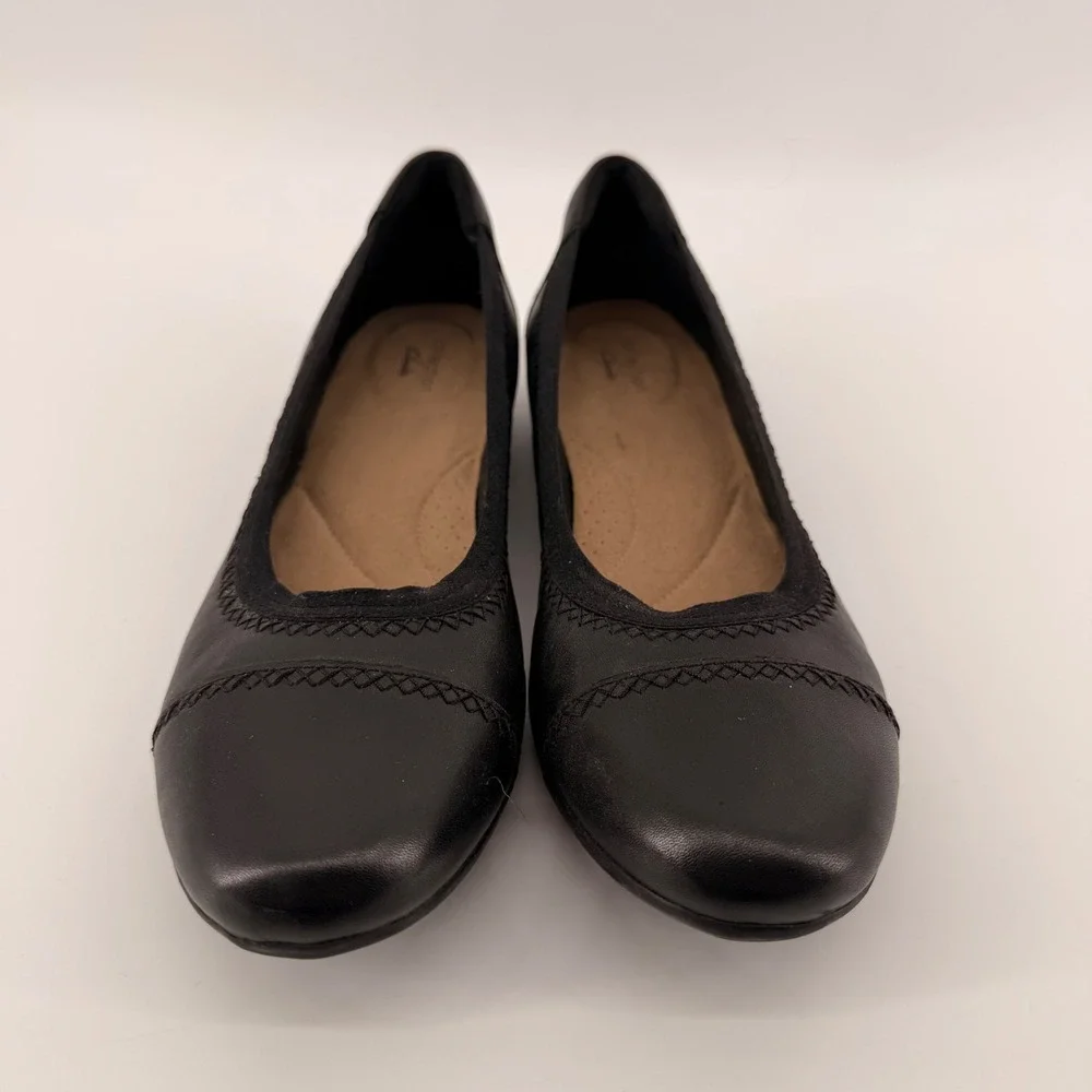 Clarks collection flats